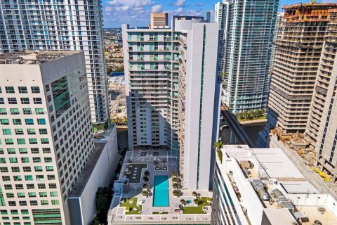Condo in Miami, Florida  № 1953340 - photo 21