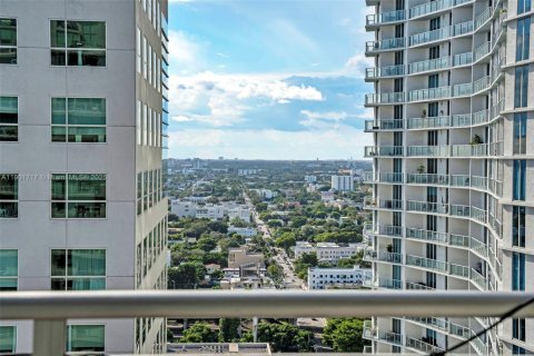 Condo in Miami, Florida  № 1953340 - photo 5