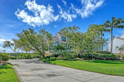 Copropriété à vendre à Bradenton, Floride: 4 chambres, 294.04 m2 № 2129105 - photo 8