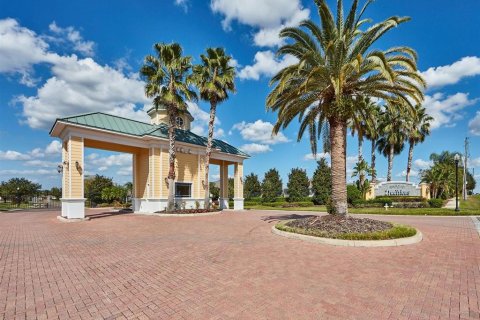 Casa en venta en Winter Haven, Florida, 3 dormitorios, 173.82 m2 № 1908126 - foto 29