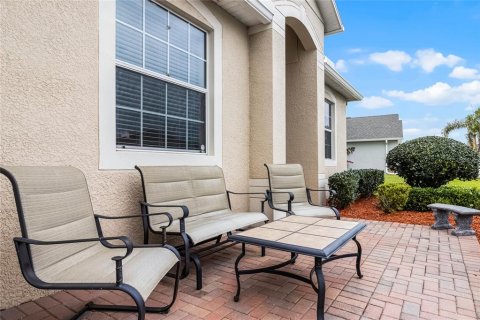 Casa en venta en Winter Haven, Florida, 3 dormitorios, 173.82 m2 № 1908126 - foto 2
