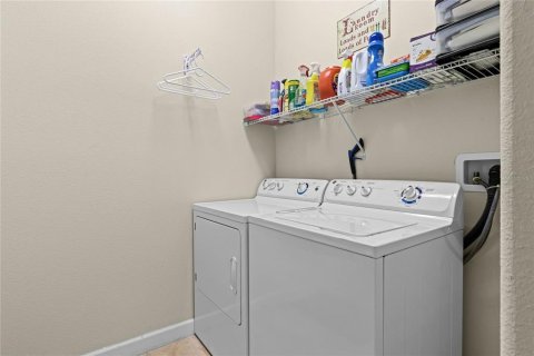 Casa en venta en Winter Haven, Florida, 3 dormitorios, 173.82 m2 № 1908126 - foto 23