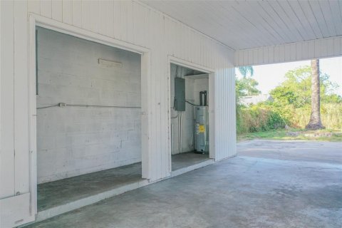 Villa ou maison à louer à Winter Haven, Floride: 2 chambres, 107.02 m2 № 2167714 - photo 18