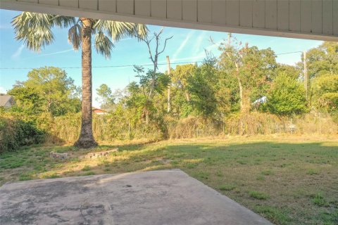 Villa ou maison à louer à Winter Haven, Floride: 2 chambres, 107.02 m2 № 2167714 - photo 23