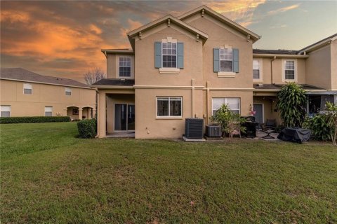 Adosado en alquiler en Land O' Lakes, Florida, 3 dormitorios, 164.25 m2 № 1883873 - foto 4