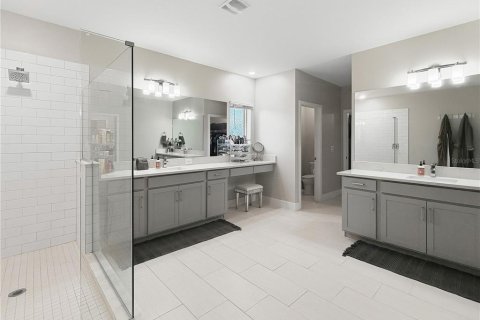 Casa en venta en Tampa, Florida, 5 dormitorios, 337.79 m2 № 2386564 - foto 22
