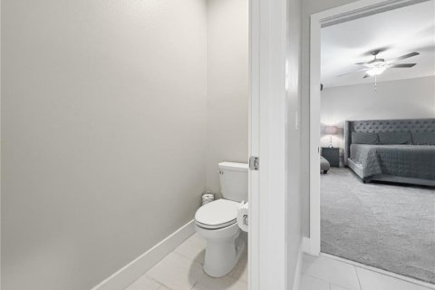 Casa en venta en Tampa, Florida, 5 dormitorios, 337.79 m2 № 2386564 - foto 24