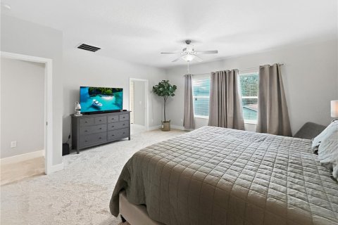 Casa en venta en Tampa, Florida, 5 dormitorios, 337.79 m2 № 2386564 - foto 18