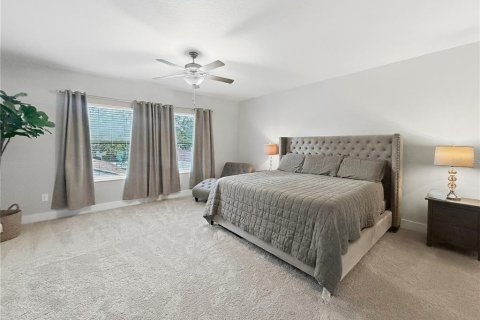 Casa en venta en Tampa, Florida, 5 dormitorios, 337.79 m2 № 2386564 - foto 19