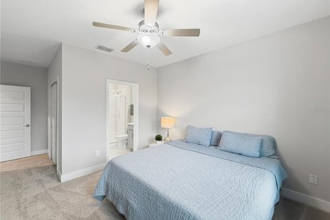 Casa en venta en Tampa, Florida, 5 dormitorios, 337.79 m2 № 2386564 - foto 29