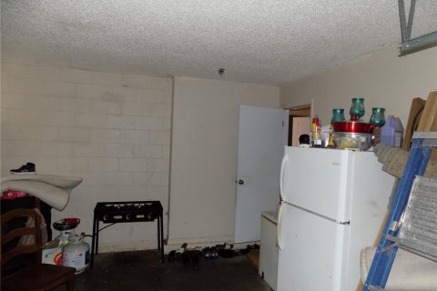 House in Apopka, Florida 5 bedrooms, 259.57 sq.m. № 1687635 - photo 7