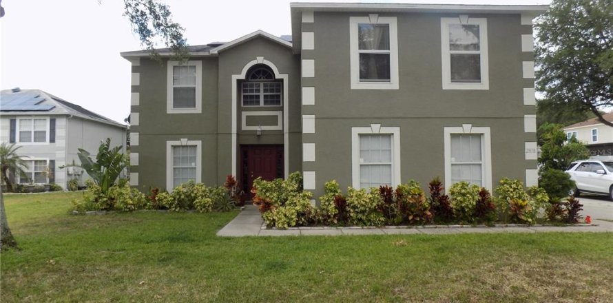 House in Apopka, Florida 5 bedrooms, 259.57 sq.m. № 1687635