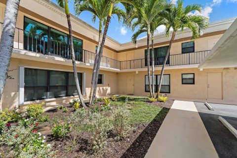 Condo in Jupiter, Florida, 3 bedrooms № 2177551