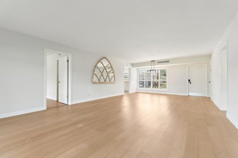 Condo in Jupiter, Florida, 3 bedrooms № 2177551 - photo 15