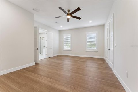 Villa ou maison à vendre à Orlando, Floride: 6 chambres, 345.88 m2 № 2400108 - photo 15