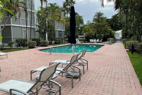 Condo in Bal Harbour, Florida, 3 bedrooms № 1957568 - photo 18