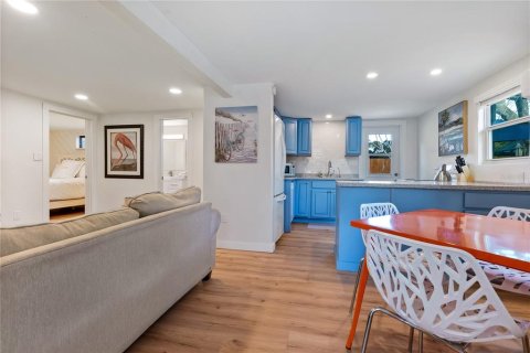 Casa en alquiler en Sarasota, Florida, 1 dormitorio, 37.16 m2 № 1843361 - foto 2