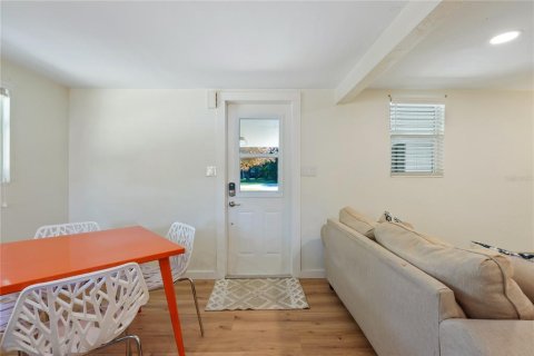 Casa en alquiler en Sarasota, Florida, 1 dormitorio, 37.16 m2 № 1843361 - foto 3
