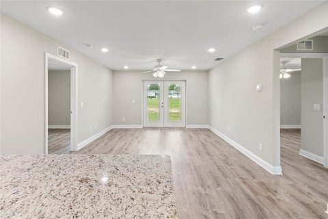Casa en venta en Frostproof, Florida, 3 dormitorios, 106.37 m2 № 1913140 - foto 4