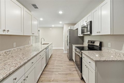 Casa en venta en Frostproof, Florida, 3 dormitorios, 106.37 m2 № 1913140 - foto 5