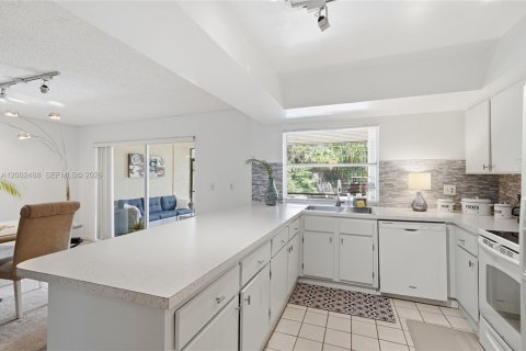 Condominio en Coral Springs, Florida, 3 dormitorios  № 2066908