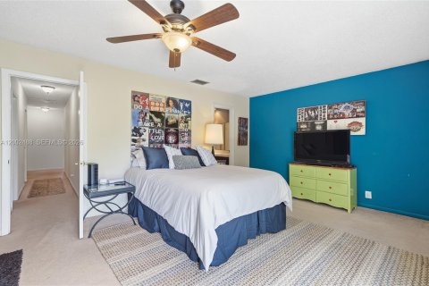 Condo in Coral Springs, Florida, 3 bedrooms  № 2066908 - photo 27