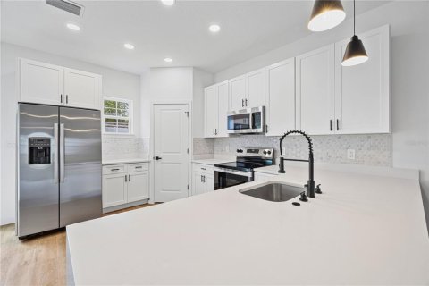 Villa ou maison à vendre à Citrus Springs, Floride: 4 chambres, 151.43 m2 № 2098221 - photo 13