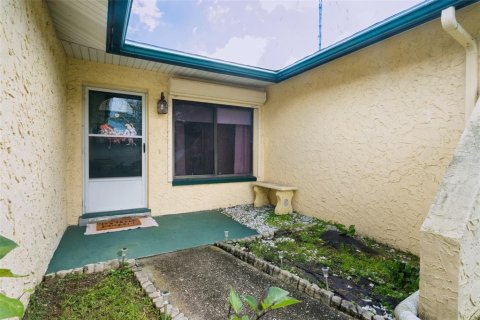 Villa ou maison à vendre à Seminole, Floride: 3 chambres, 147.16 m2 № 2388654 - photo 5