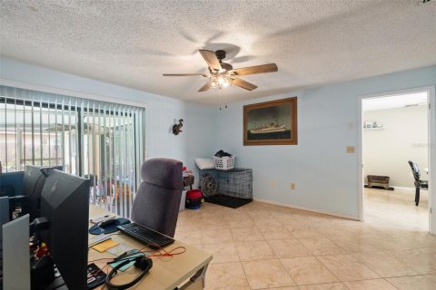Villa ou maison à vendre à Seminole, Floride: 3 chambres, 147.16 m2 № 2388654 - photo 18