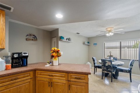 Villa ou maison à vendre à Seminole, Floride: 3 chambres, 147.16 m2 № 2388654 - photo 13
