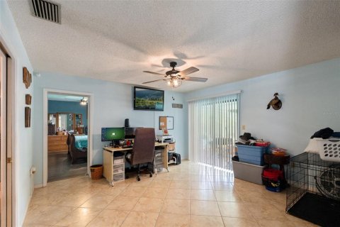 Villa ou maison à vendre à Seminole, Floride: 3 chambres, 147.16 m2 № 2388654 - photo 19
