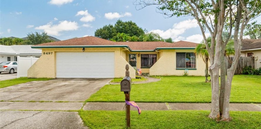 Villa ou maison à Seminole, Floride 3 chambres, 147.16 m2 № 2388654