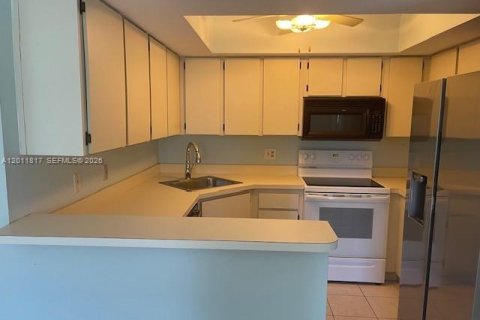 Adosado en venta en Delray Beach, Florida, 3 dormitorios, 123.19 m2 № 2074897 - foto 2