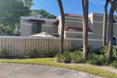 Adosado en Delray Beach, Florida 3 dormitorios, 123.19 m2 № 2074897