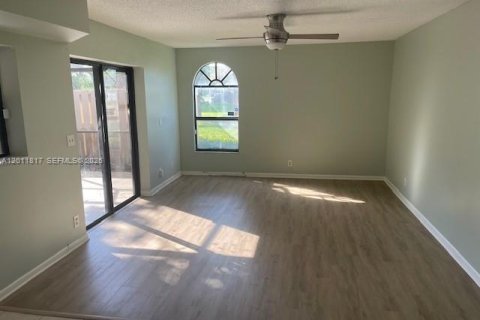 Adosado en venta en Delray Beach, Florida, 3 dormitorios, 123.19 m2 № 2074897 - foto 5