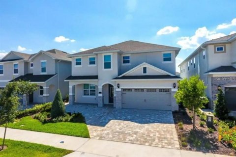 House in Kissimmee, Florida 5 bedrooms, 273.6 sq.m. № 1718128 - photo 1
