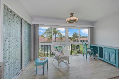 Condominio en alquiler en Largo, Florida, 1 dormitorio, 79.9 m2 № 1750771 - foto 9