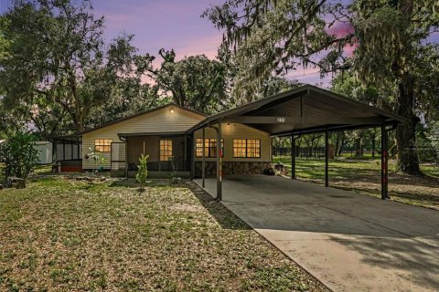 Villa ou maison à Brandon, Floride 3 chambres, 162.39 m2 № 2390847
