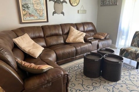 Condo in Saint Petersburg, Florida, 2 bedrooms  № 1084829 - photo 13
