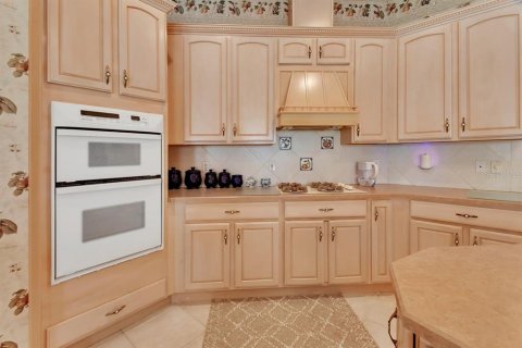 Купить виллу или дом в Дебари, Флорида 15 комнат, 311.41м2, № 1916005 - фото 19
