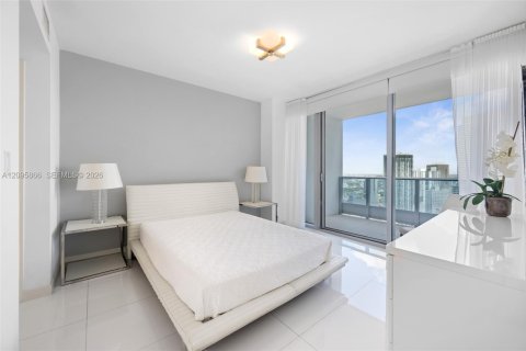 Copropriété à louer à Miami, Floride: 1 chambre, 74.23 m2 № 2385083 - photo 5