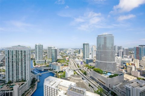 Copropriété à louer à Miami, Floride: 1 chambre, 74.23 m2 № 2385083 - photo 7