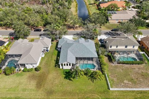 House in Bradenton, Florida 3 bedrooms, 228.73 sq.m. № 1718009 - photo 4