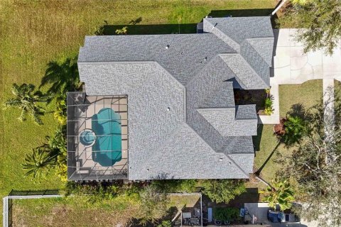 House in Bradenton, Florida 3 bedrooms, 228.73 sq.m. № 1718009 - photo 3