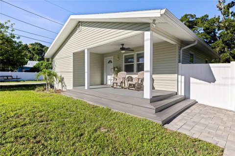 Villa ou maison à Palm Harbor, Floride 2 chambres, 112.23 m2 № 2358963