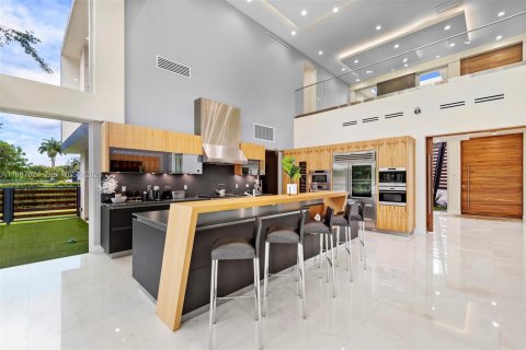 Купить виллу или дом в Саутвест-Ранчес, Флорида 9 спален, 562.71м2, № 2054036 - фото 12