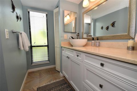 Copropriété à louer à Sarasota, Floride: 2 chambres, 119.19 m2 № 1675062 - photo 9