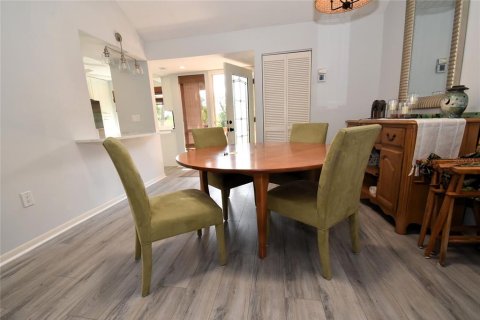 Copropriété à louer à Sarasota, Floride: 2 chambres, 119.19 m2 № 1675062 - photo 6
