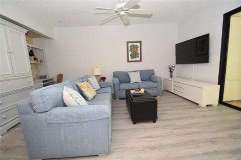 Copropriété à louer à Sarasota, Floride: 2 chambres, 119.19 m2 № 1675062 - photo 12