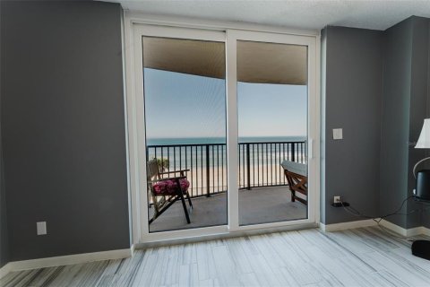 Condo in Ormond Beach, Florida, 2 bedrooms  № 1543601 - photo 5